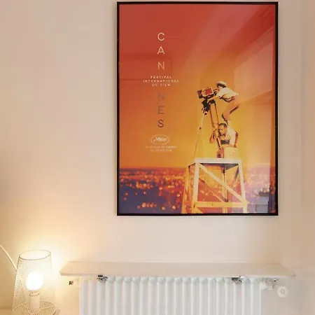 Appartement 2 Pièces Au Calme Proche Martinez Avec Parking Privé